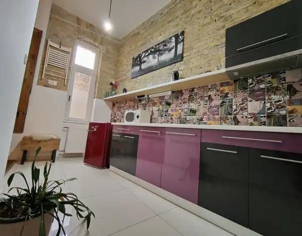 Eladó lakás, Szeged 2 szoba 85 m² 79.9 M Ft