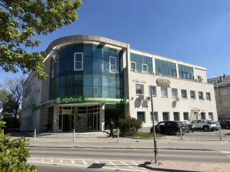 Eladó lakás, Szigetszentmiklós 8 szoba 260 m² 231.82 M Ft