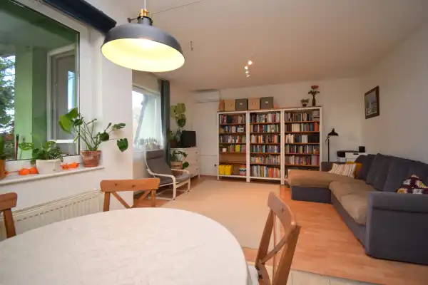 Eladó lakás, Szigetszentmiklós 2+1 szoba 75 m² 69.5 M Ft Eladó lakás, Szigetszentmiklós 2+1 szoba 75 m² 69.5 M Ft