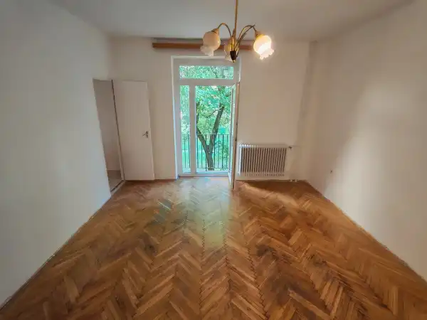 Eladó lakás, Tatabánya 1+1 szoba 37 m² 32.9 M Ft