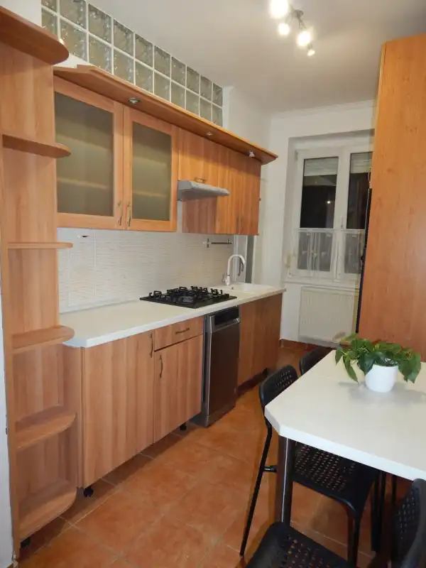 Eladó lakás, Tatabánya 2 szoba 54 m² 39.2 M Ft