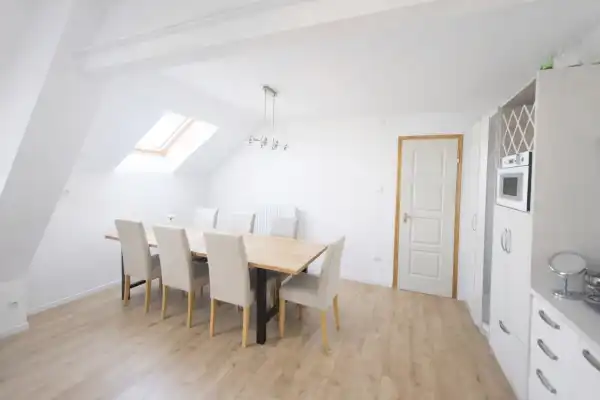Eladó lakás, Tatabánya 4+2 szoba 77 m² 72 M Ft