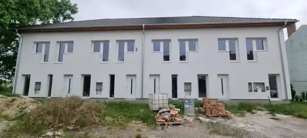 Eladó lakás, Tolna-Mözs 3 szoba 66 m² 27.4 M Ft
