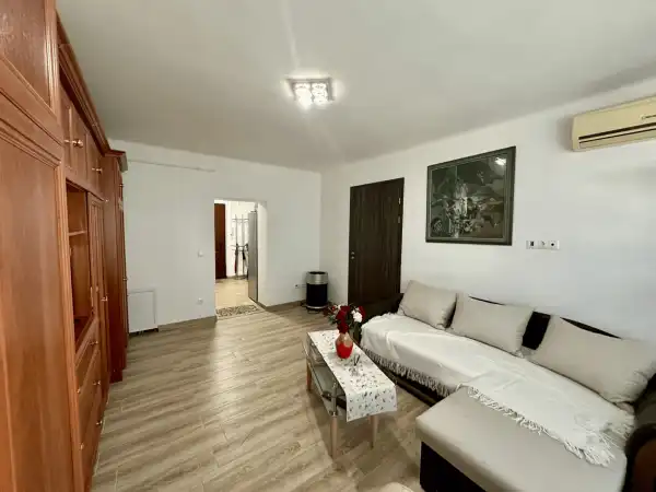 Eladó lakás, Vác 2 szoba 50 m² 59.9 M Ft