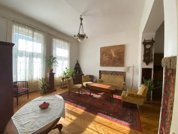 Eladó lakás, Vác 2+2 szoba 111 m² 84.9 M Ft