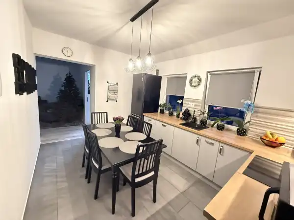 Eladó lakás, Vác 3+1 szoba 82 m² 94.9 M Ft