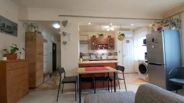 Eladó lakás, Vác 2 szoba 46 m² 54.9 M Ft