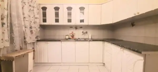 Eladó lakás, Vác 1 szoba 42 m² 43 M Ft