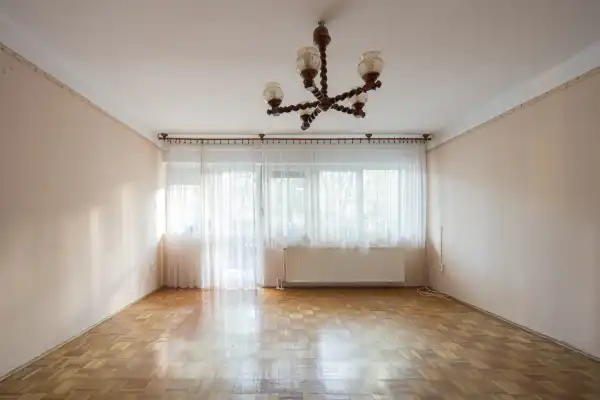 Eladó lakás, Vác 3 szoba 84 m² 84.9 M Ft