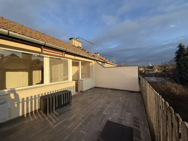 Eladó lakás, Vác 2+1 szoba 91 m² 118.3 M Ft