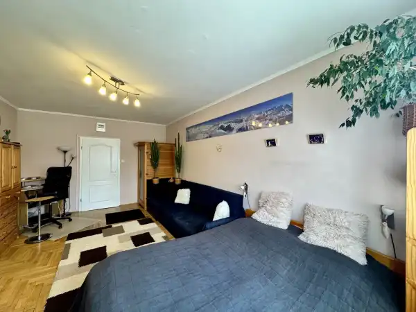 Eladó lakás, Vác 3 szoba 71 m² 63 M Ft