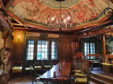 eladó melegkonyhás vendéglátóegység, Budapest, I. kerület