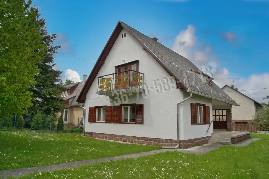 eladó nyaraló, Balatonalmádi
