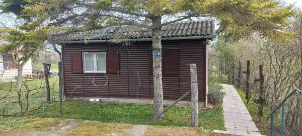 Eladó nyaraló, Csákvár 1 szoba 35 m² 18 M Ft