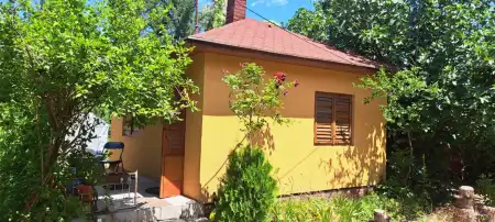 Eladó nyaraló, Dunavecse 2 szoba 56 m² 16.99 M Ft