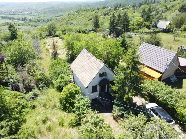 Eladó nyaraló, Eger 2 szoba 48 m² 22.9 M Ft