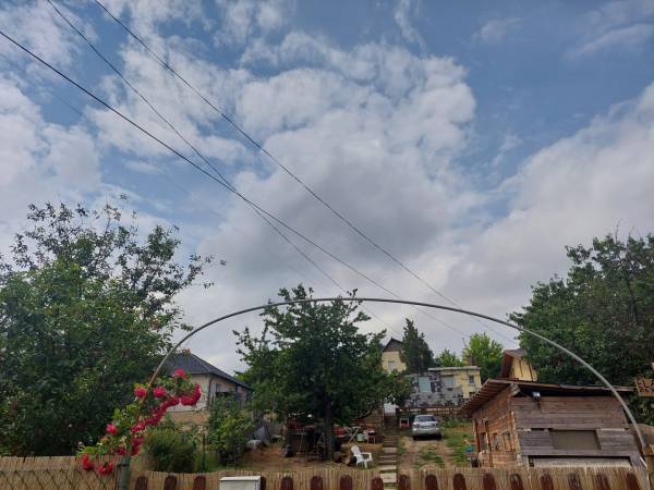 eladó nyaraló, Erdőkertes