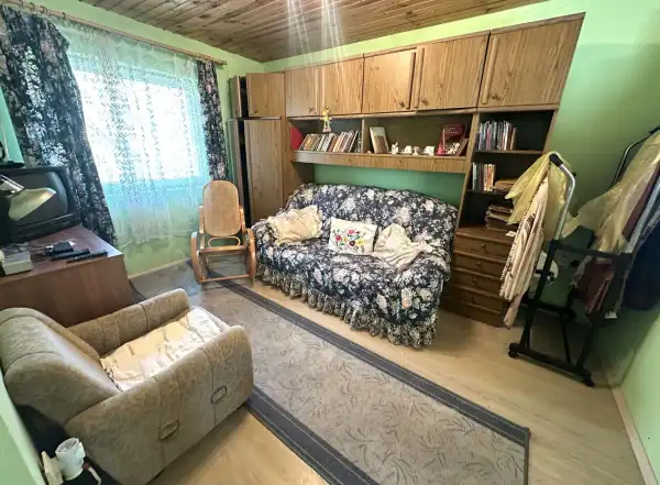 Eladó nyaraló, Kiskundorozsma 1 szoba 39 m² 34.9 M Ft