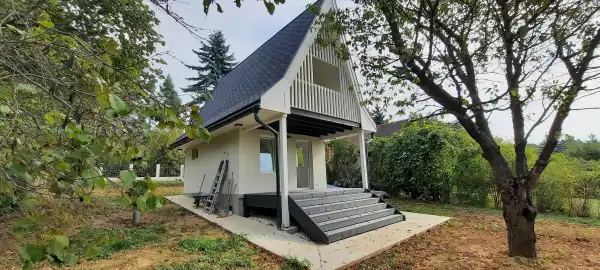 Eladó nyaraló, Nagymaros 2 szoba 53 m² 54.8 M Ft