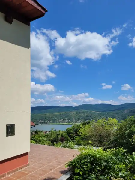 Eladó nyaraló, Nagymaros 1 szoba 36 m² 55 M Ft