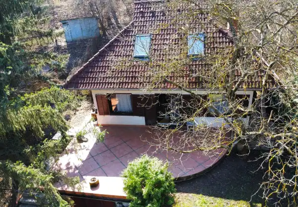 Eladó nyaraló, Nagymaros 3 szoba 90 m² 75 M Ft