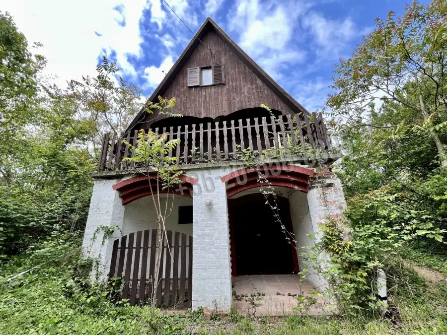 eladó nyaraló, Pákozd