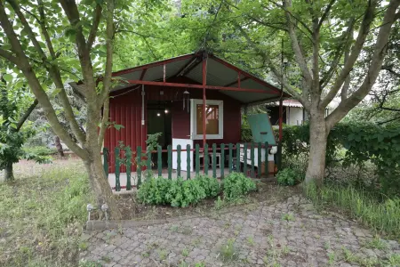 Eladó nyaraló, Sándorfalva 1 szoba 33 m² 11.85 M Ft
