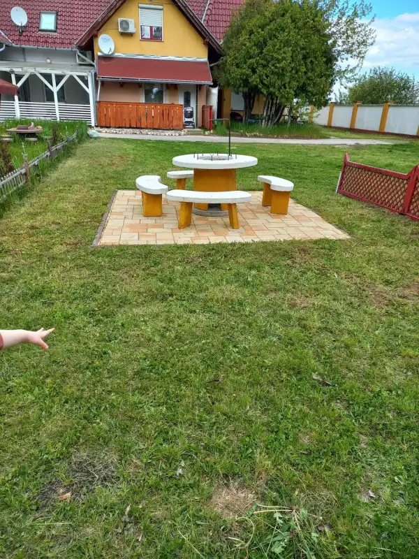 Eladó nyaraló, Siófok 1+2 szoba 68 m² 62.9 M Ft