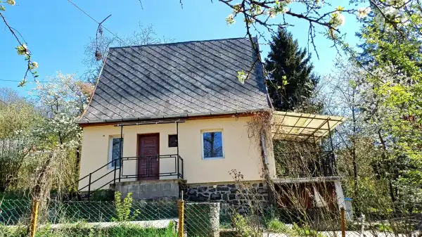 Eladó nyaraló, Somoskőújfalu 1+2 szoba 40 m² 21.99 M Ft