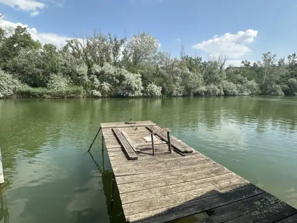 Eladó nyaraló, Szigetszentmiklós 2 szoba 30 m² 22.5 M Ft