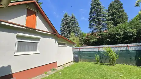 Eladó nyaraló, Szokolya 2 szoba 58 m² 49 M Ft