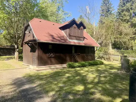 eladó nyaraló, Tata