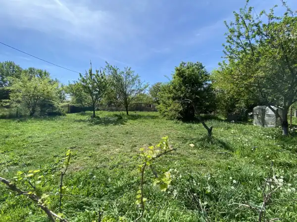 Eladó nyaraló, Vác 2 szoba 70 m² 22 M Ft