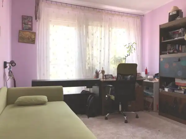 Eladó panel lakás, Békéscsaba 3 szoba 63 m² 29.5 M Ft