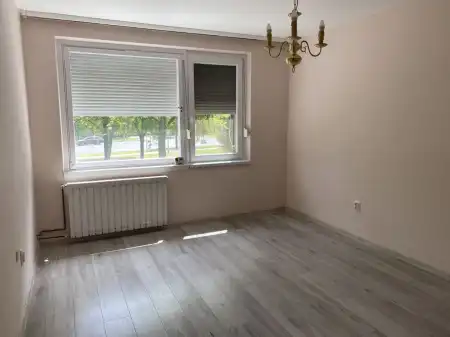 eladó panel lakás, Békéscsaba