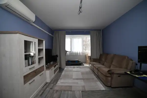 Eladó panel lakás, Budapest, III. kerület 2 szoba 51 m² 64.9 M Ft