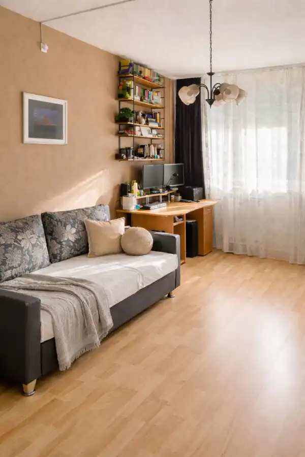 Eladó panel lakás, Budapest, III. kerület 1+2 szoba 57 m² 66.8 M Ft