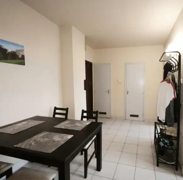 Eladó panel lakás, Budapest, III. kerület 2 szoba 51 m² 56 M Ft