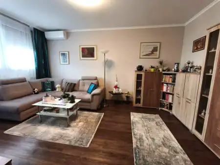 Eladó panel lakás, Budapest, III. kerület 2 szoba 50 m² 69.5 M Ft