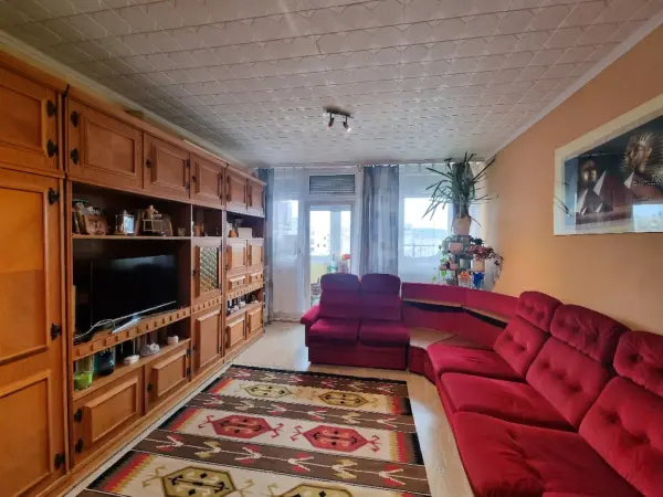 Eladó panel lakás, Budapest, VIII. kerület 3 szoba 64 m² 89.9 M Ft
