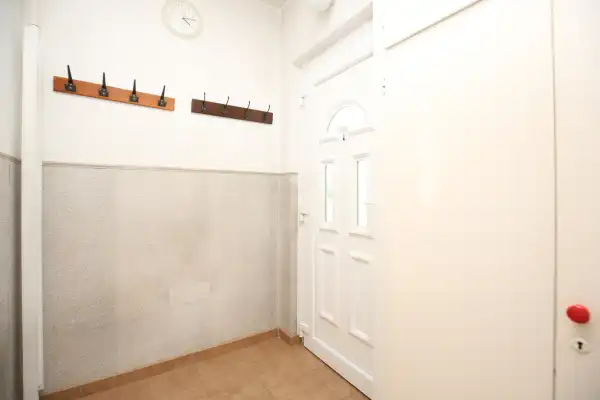 Eladó panel lakás, Budapest, X. kerület 3 szoba 68 m² 51.9 M Ft