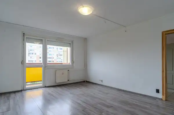 Eladó panel lakás, Budapest, XIV. kerület 1+2 szoba 59 m² 74.9 M Ft