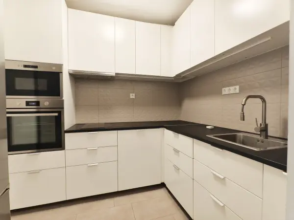 Eladó panel lakás, Budapest, XIV. kerület 2 szoba 55 m² 72.9 M Ft