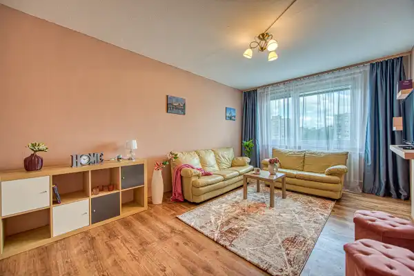 Eladó panel lakás, Budapest, XIX. kerület 1+2 szoba 59 m² 57.9 M Ft