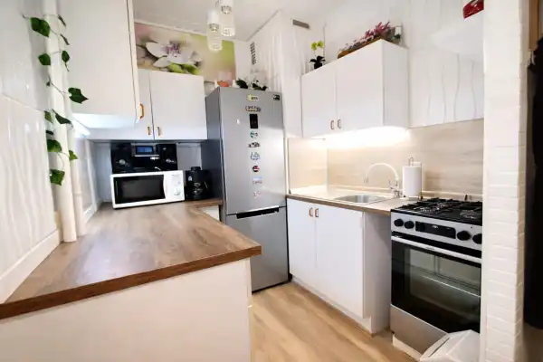 Eladó panel lakás, Budapest, XV. kerület 2 szoba 45 m² 64.9 M Ft