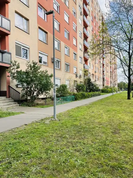 Eladó panel lakás, Budapest, XV. kerület 3 szoba 71 m² 78 M Ft