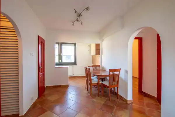 Eladó panel lakás, Budapest, XVIII. kerület 3+1 szoba 75 m² 82.5 M Ft Eladó panel lakás, Budapest, XVIII. kerület 3+1 szoba 75 m² 82.5 M Ft