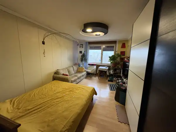 Eladó panel lakás, Budapest, XVIII. kerület 1+2 szoba 52 m² 60 M Ft