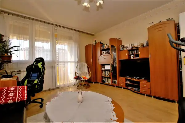 Eladó panel lakás, Budapest, XX. kerület 3 szoba 65 m² 44.9 M Ft