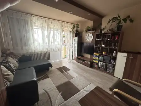 Eladó panel lakás, Budapest, XXI. kerület 2+2 szoba 72 m² 64.99 M Ft